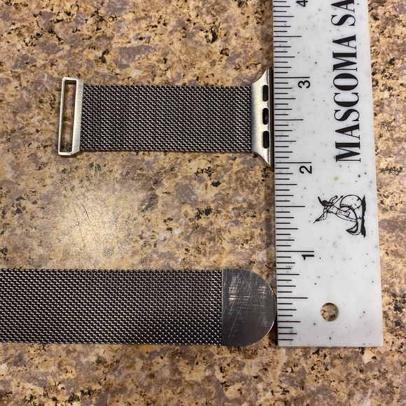 Press Play Stainless Steel Apple Watch Mesh Strap - Picture 5 of 11